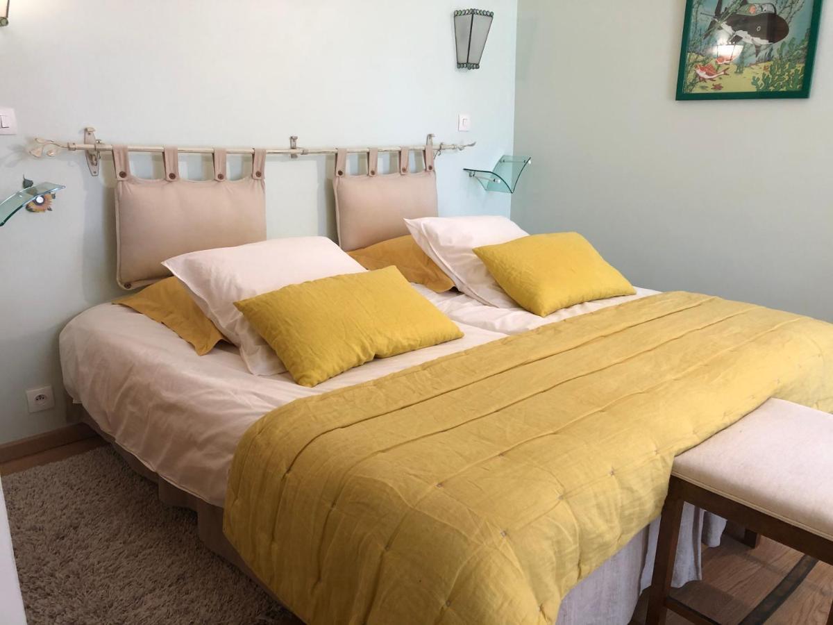 Bed and Breakfast Le Cèdre Bleu Grosrouvre Esterno foto